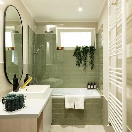 Qult - Monkey Business