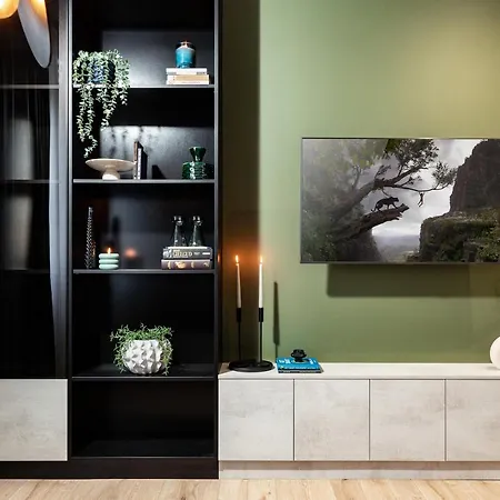 Qult - Monkey Business Apartamento Bucarest